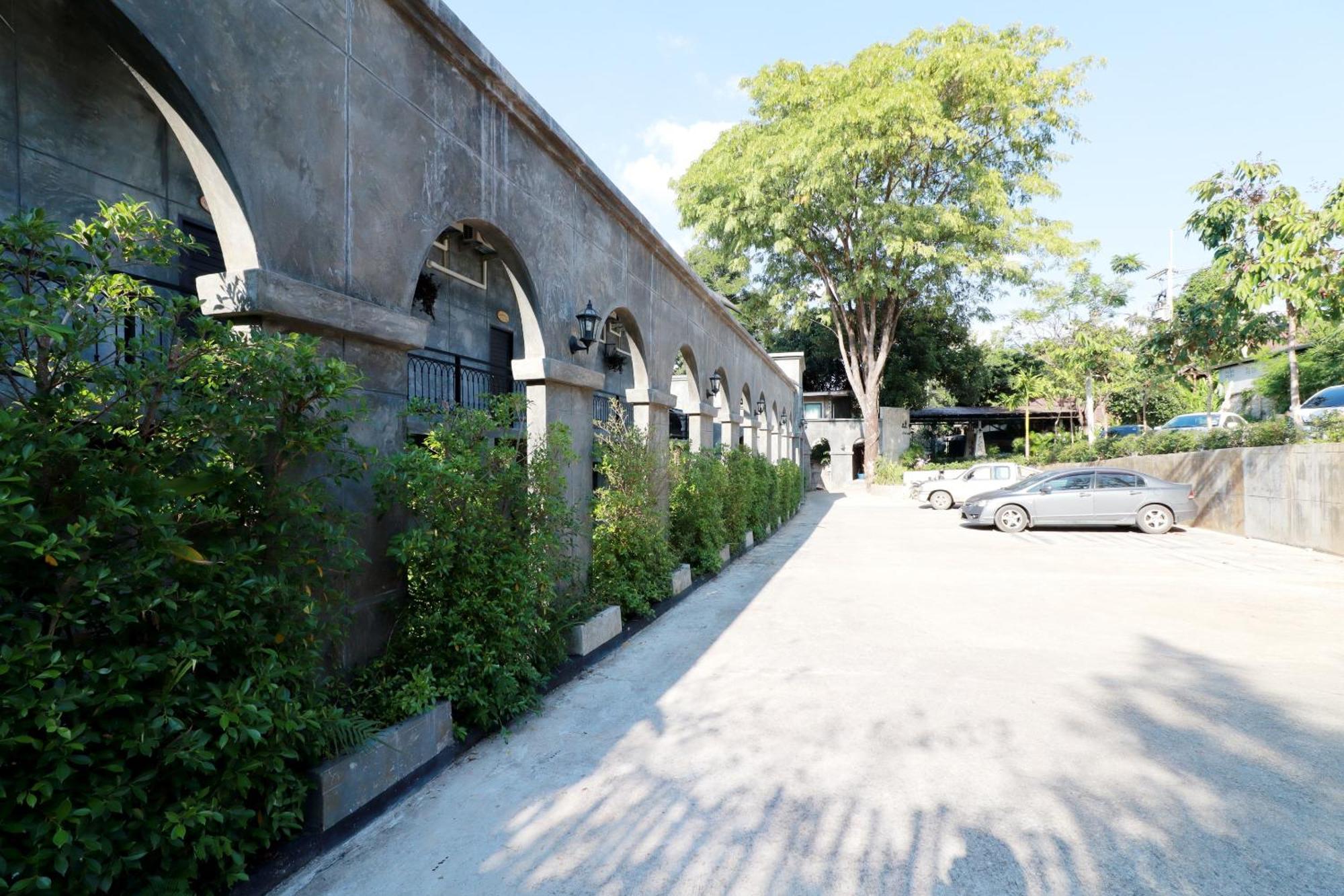 Capital O 464 At Nata Chiangmai Chic Jungle Hotel Mae Rim Exterior photo