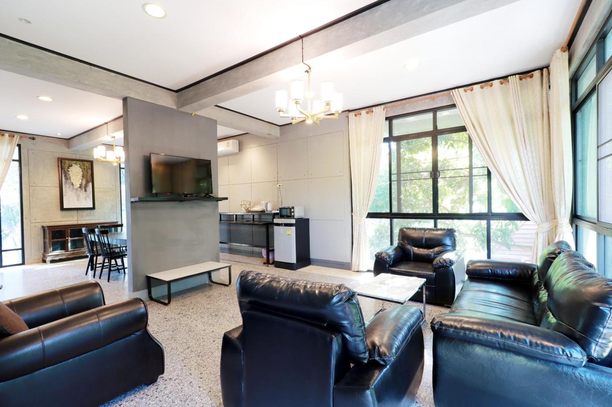 Capital O 464 At Nata Chiangmai Chic Jungle Hotel Mae Rim Exterior photo